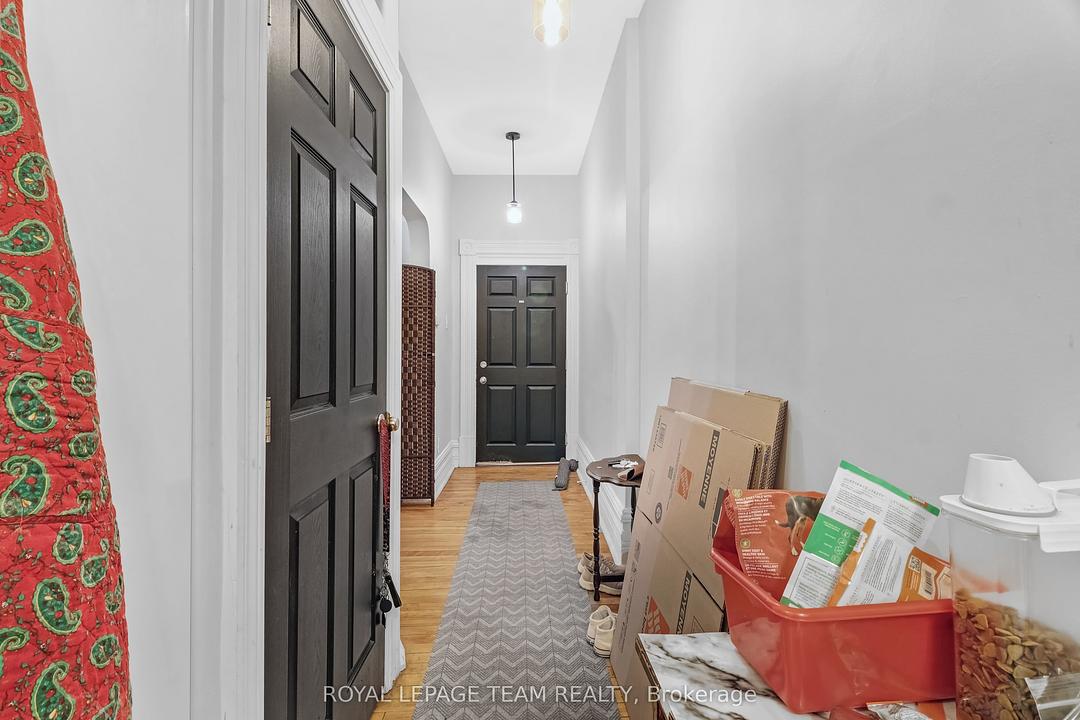 548 MacLaren Street, Ottawa, ON