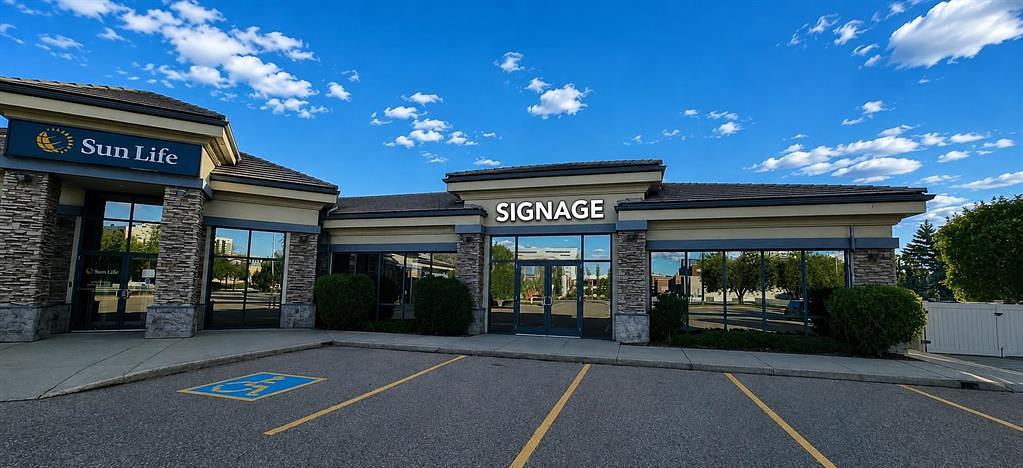 4940 51 Avenue, Red Deer, AB