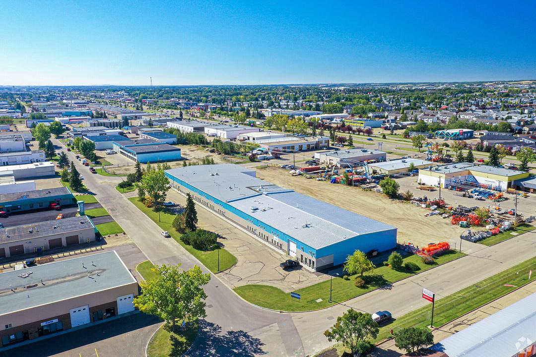 Unit 7 - 7896 49 Avenue, Red Deer, AB