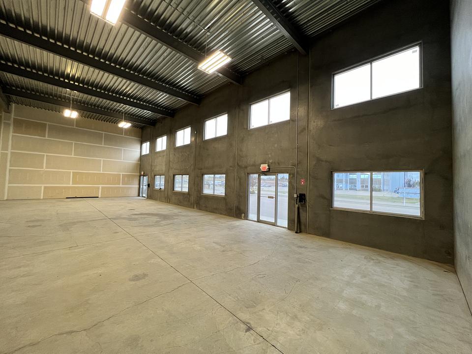 140 - 70 Queensgate Crescent, Blackfalds, AB