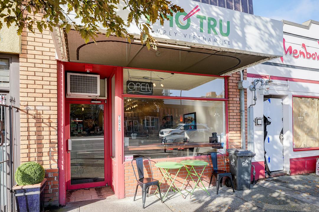 1002 Blanshard Street, Victoria, BC