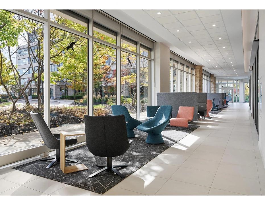 300 - 1855 Buckhorn Gate, Mississauga, ON