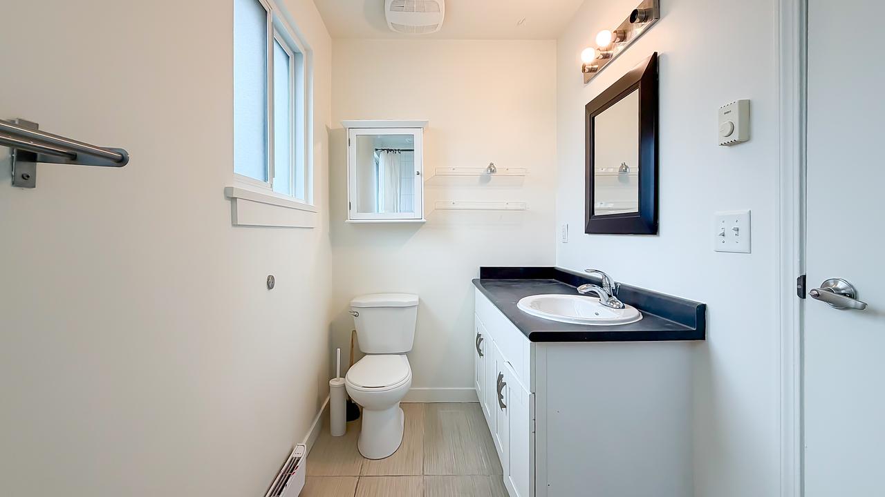 477 Powell St, Vancouver, BC