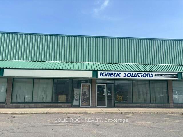 5 - 2100 Bantree Street, Ottawa, ON