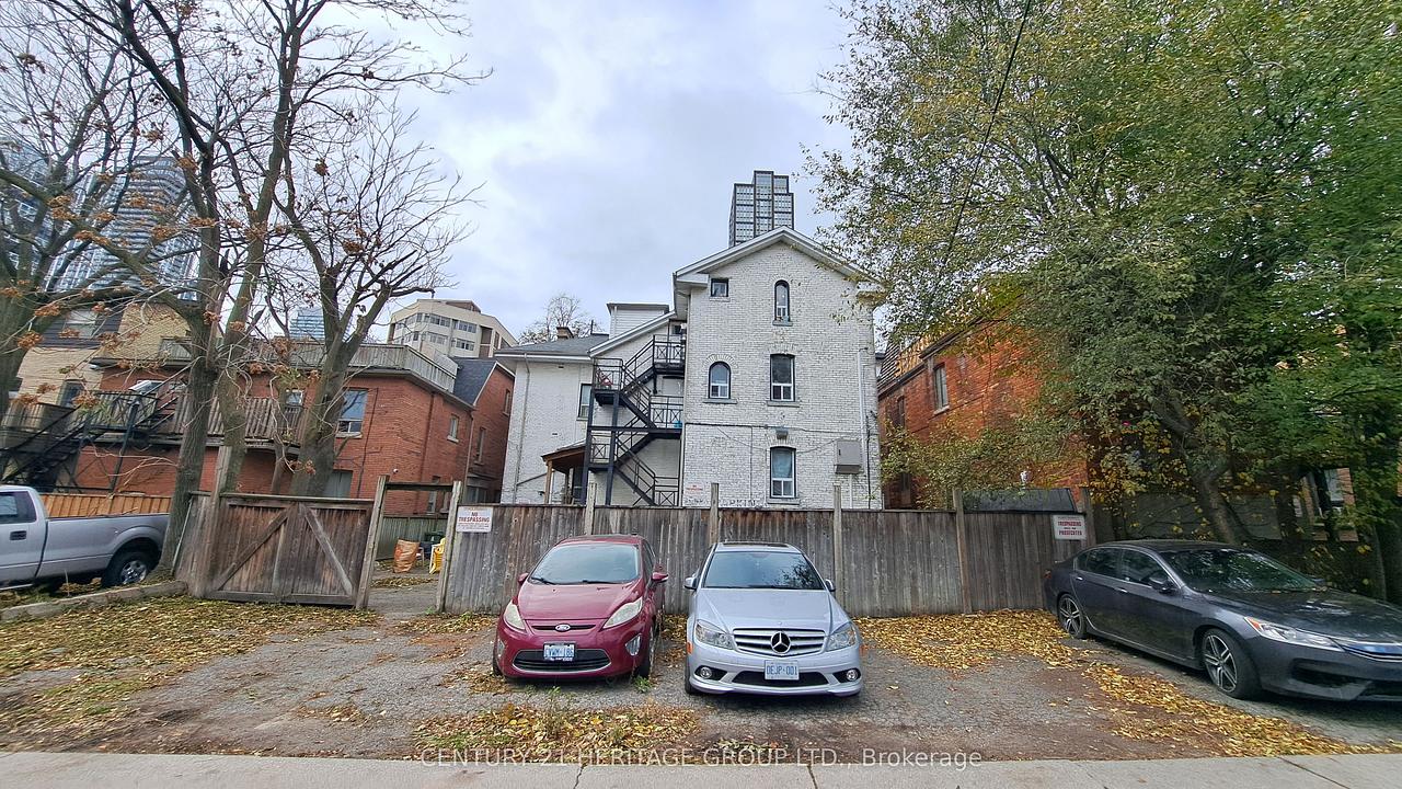 109 Pembroke Street, Toronto, ON