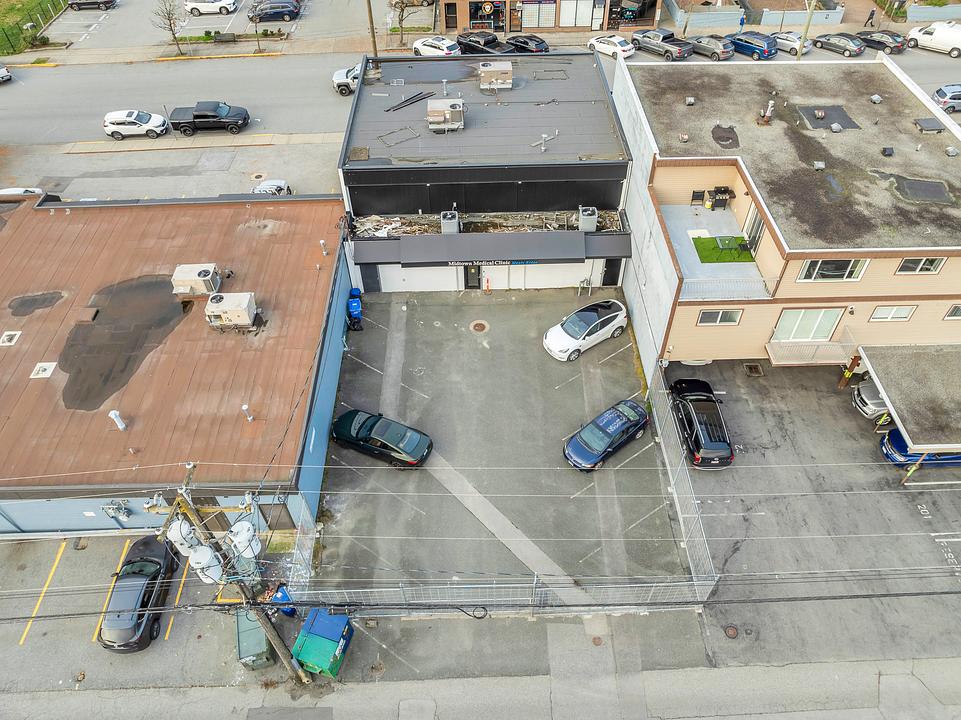 22338 Selkirk Avenue, Maple Ridge, BC