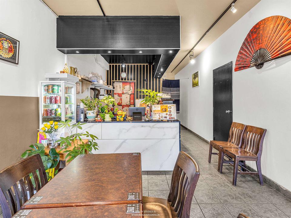 4572 West 10th Avenue, Vancouver, BC