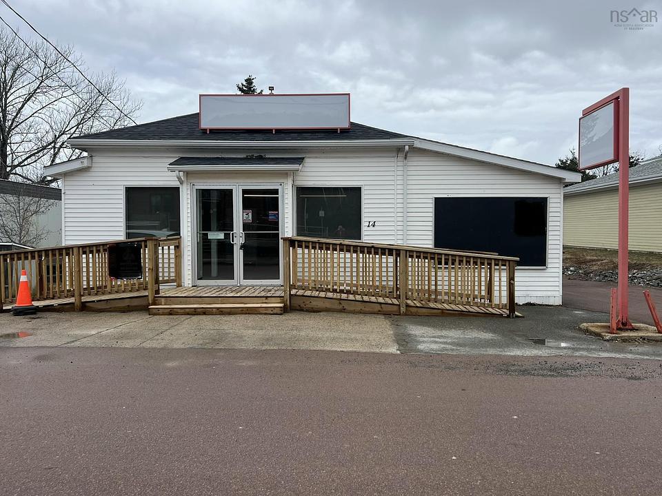 14 Main Street, Sherbrooke, NS