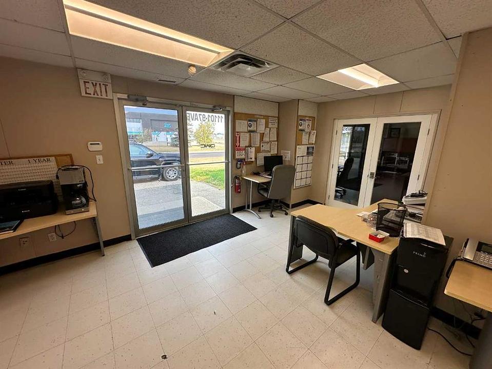 11101 97 Avenue, Grande Prairie, AB