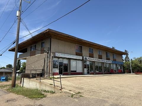 8207 137 Avenue NorthWest, Edmonton, AB