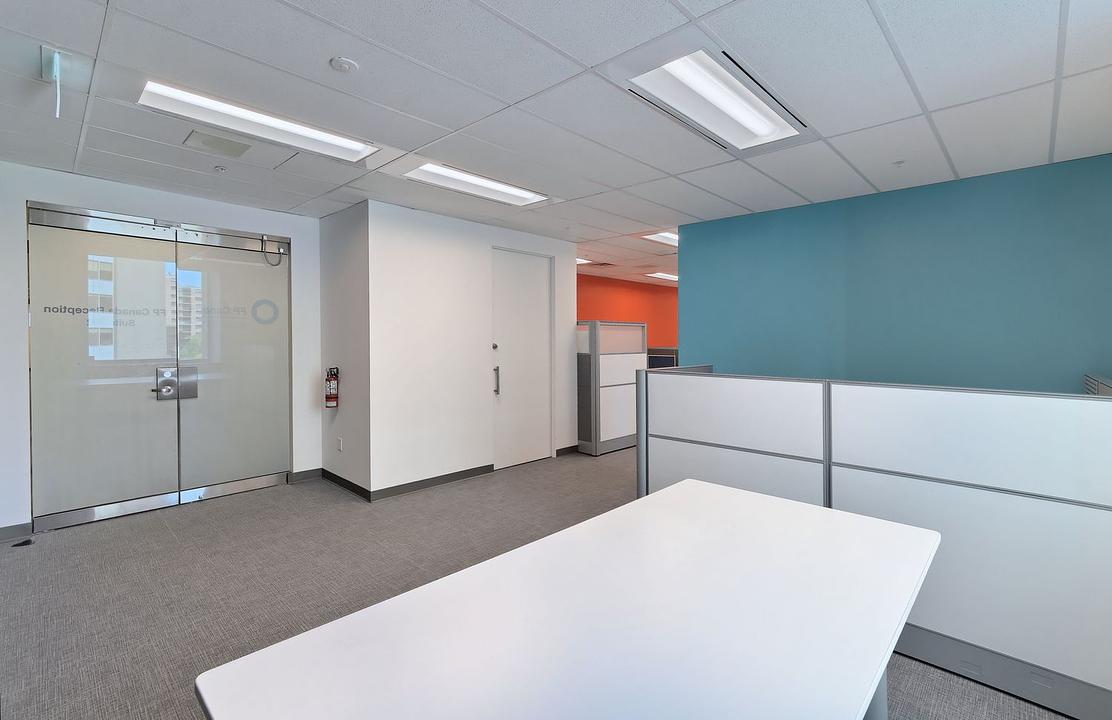 Suite 401 - 375 University Avenue, Toronto, ON