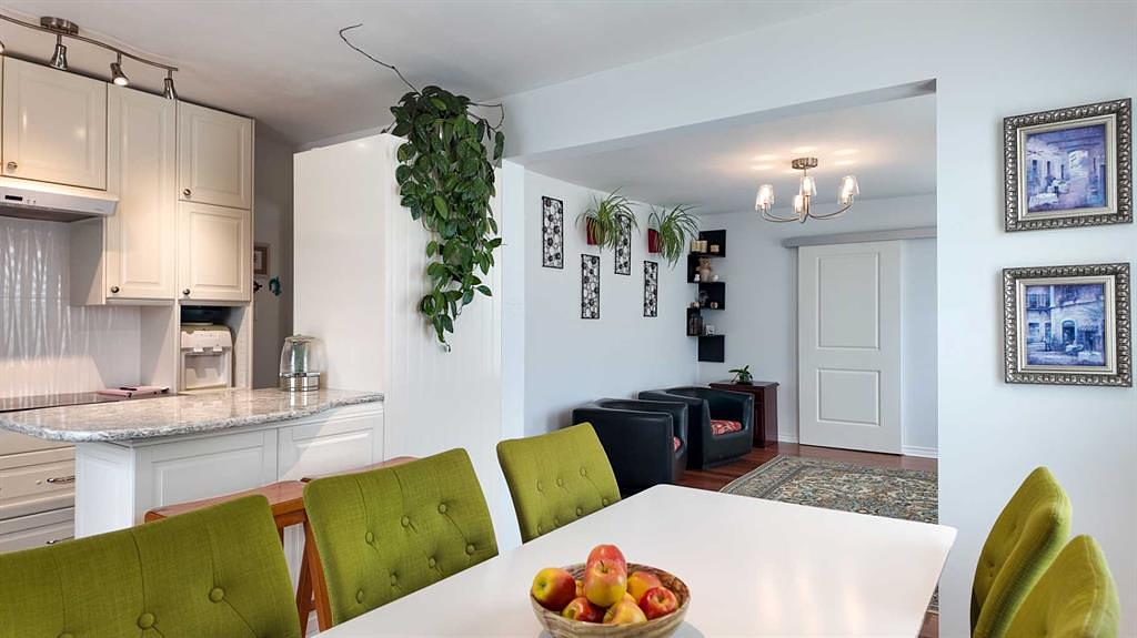 2124 20 Street, Delburne, AB