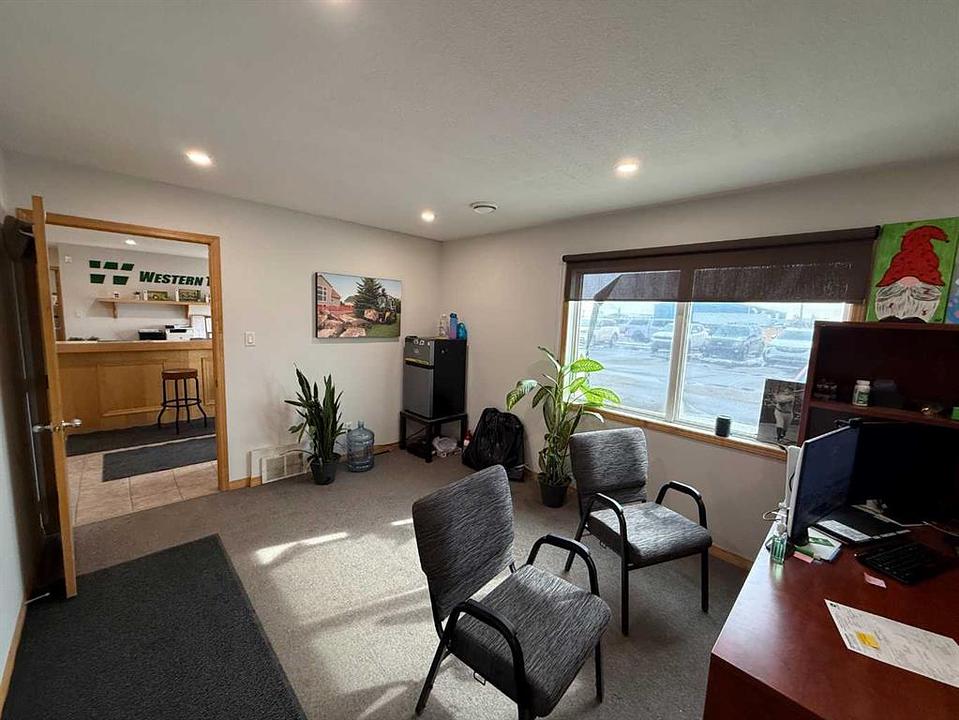 3805 14 Avenue North, Lethbridge, AB