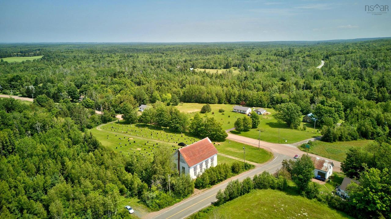 2395 Balmoral Road, Tatamagouche, NS