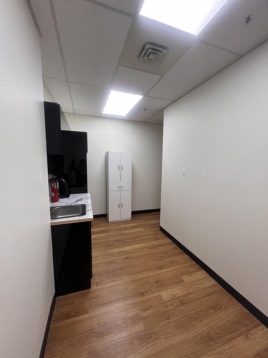 T21-600 - 202 Brownlow Avenue, Dartmouth, NS