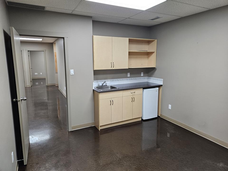 11-12 - 7421 Edgar Industrial Drive, Red Deer, AB