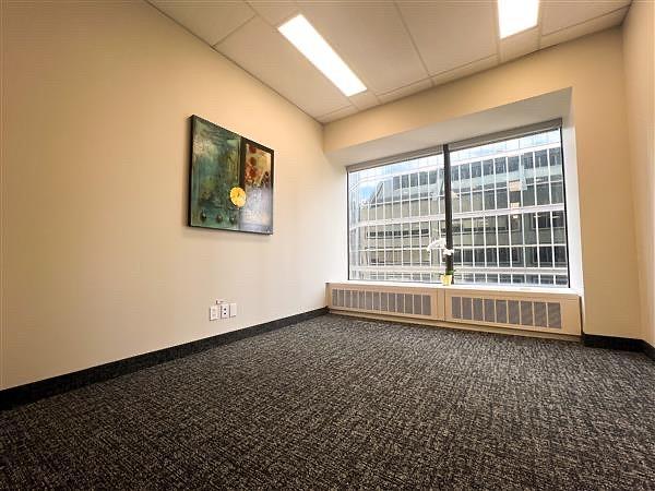 1800 - 155 University Ave, Toronto, ON