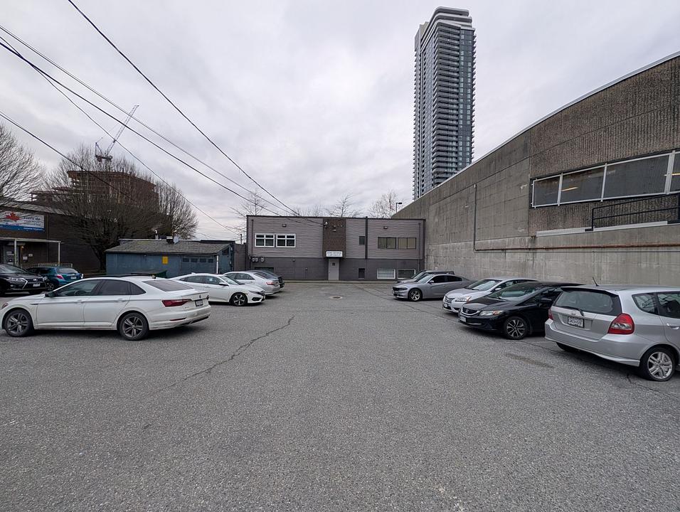102 - 10706 King George Boulevard, Surrey, BC
