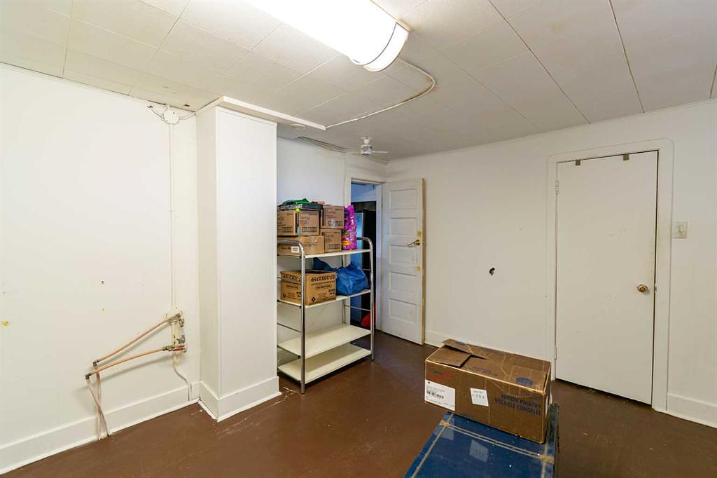 5007 50 Avenue, Stettler, AB