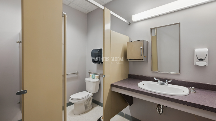 5562 Sackville St, Halifax, NS