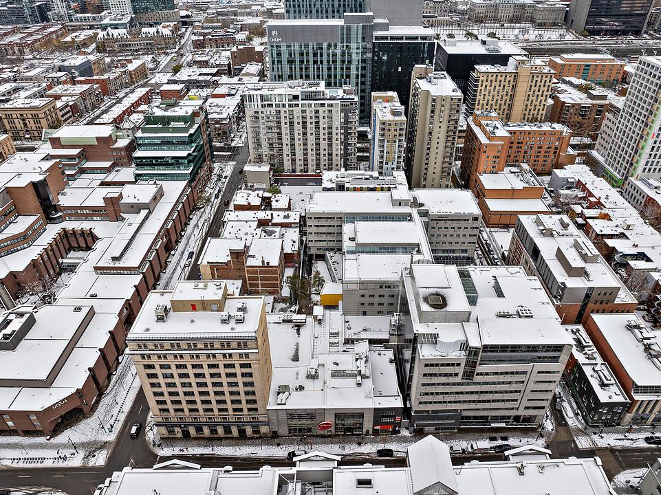 334 Rue Sainte-Catherine Est, Montréal, QC