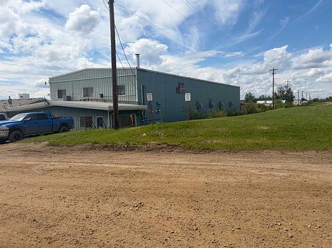 300 1B Avenue, Fox Creek, AB