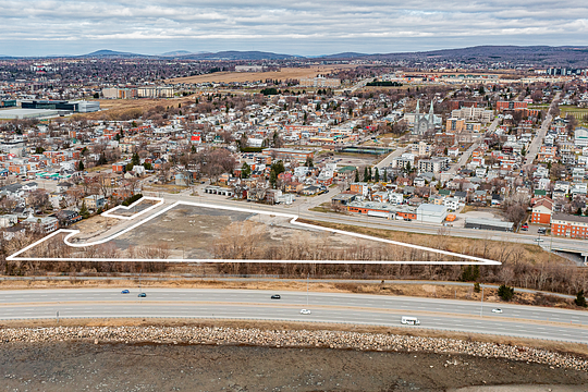 3360 Boulevard Sainte-Anne, Québec, QC