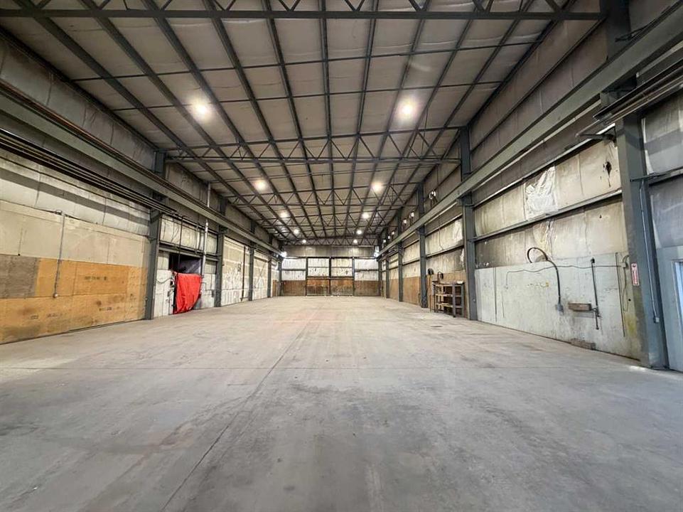 11 & 13 - Highway Avenue, Blackfalds, AB