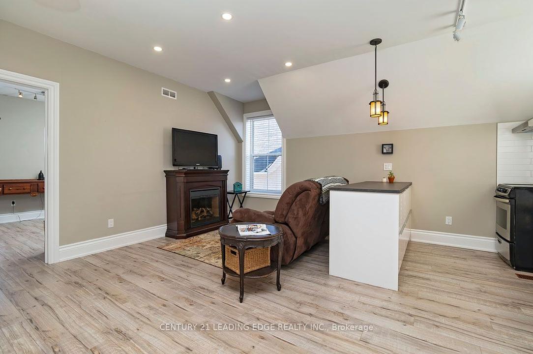 6391 Main Street, Whitchurch-Stouffville, ON