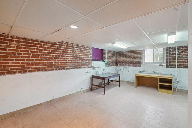 215 Rue de Castelnau East, Montréal, QC