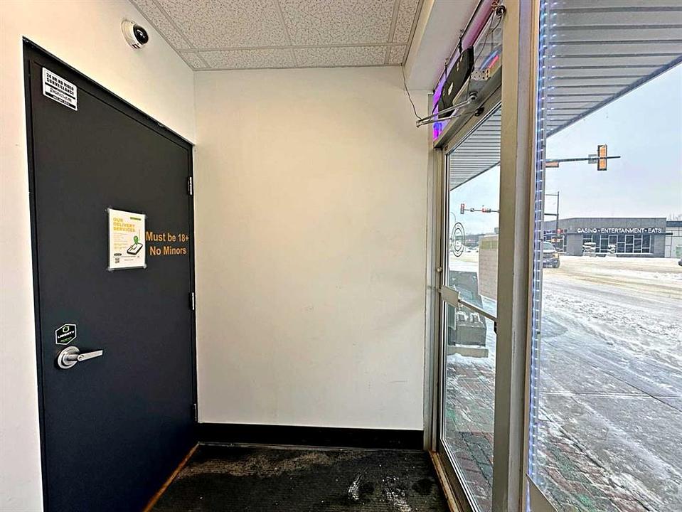105 - 9904 Franklin Avenue, Fort McMurray, AB