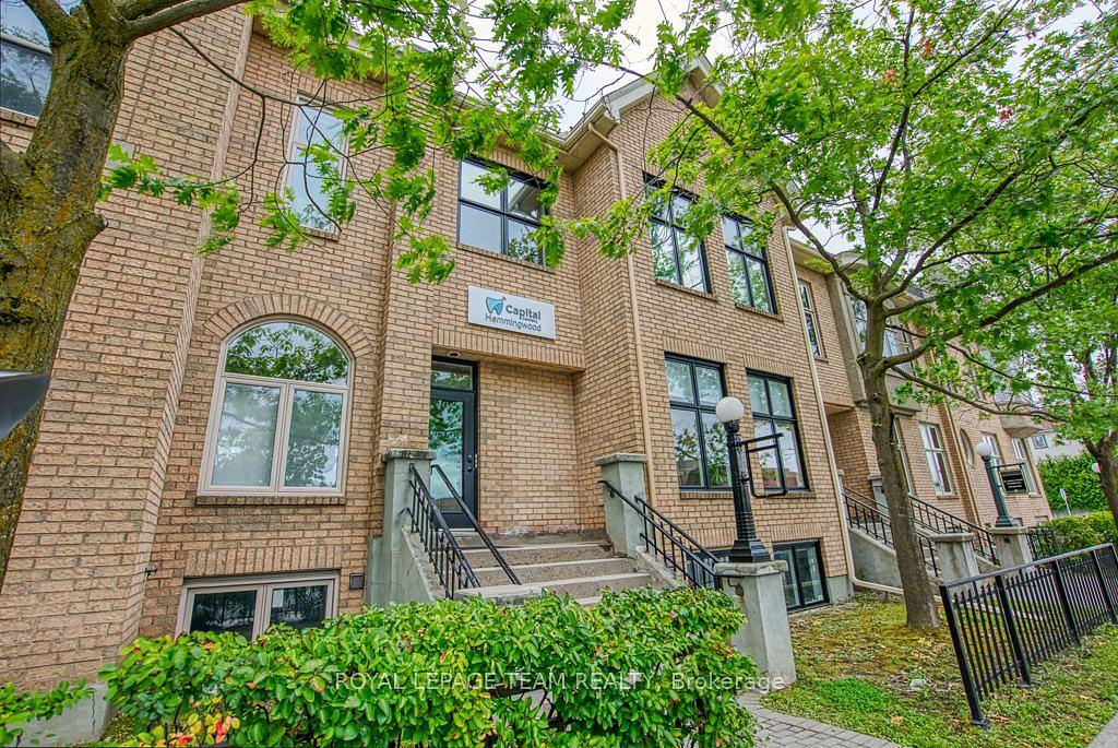 84 Centrepointe Drive, Ottawa, ON