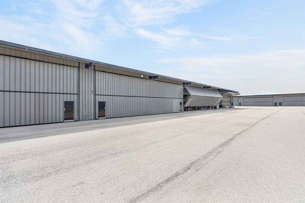 H3 - 624 Hurricane Drive, Calgary, AB