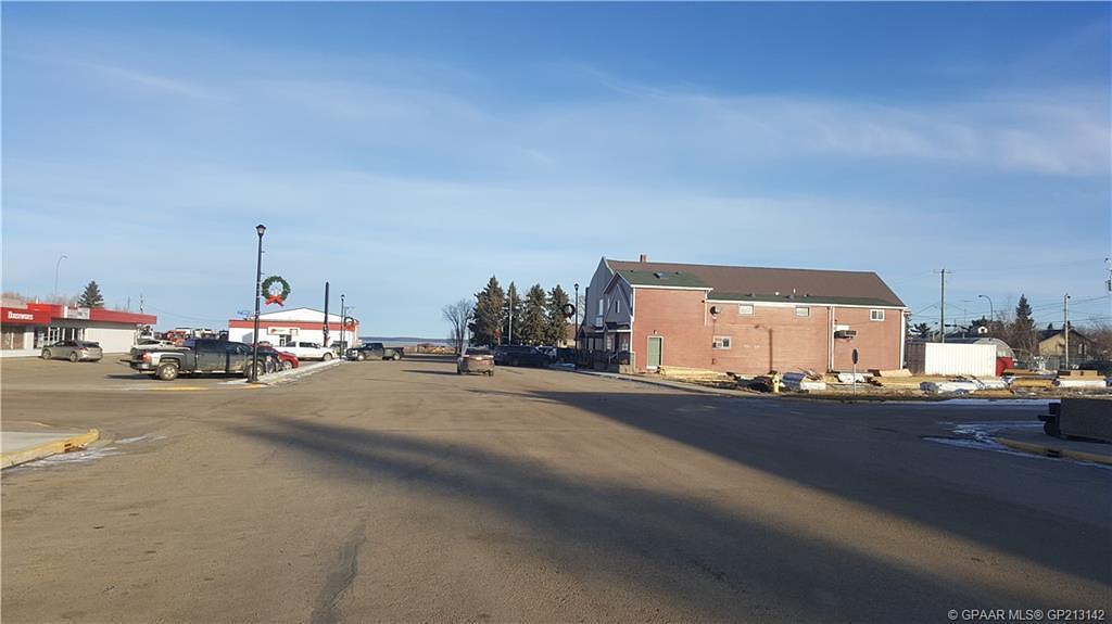 114 Centre Street, McLennan, AB