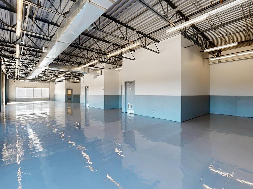 B - 1060 B Lorimar Drive, Mississauga, ON
