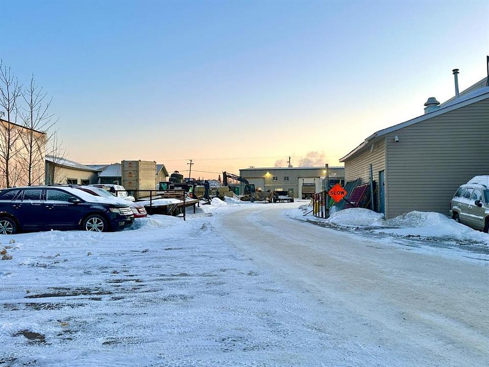 145 Macdonald Crescent, Fort McMurray, AB