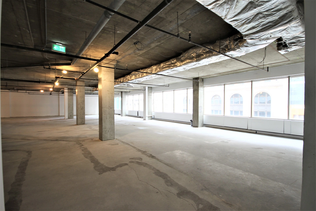 300 - 330 Bay Street, Toronto, ON