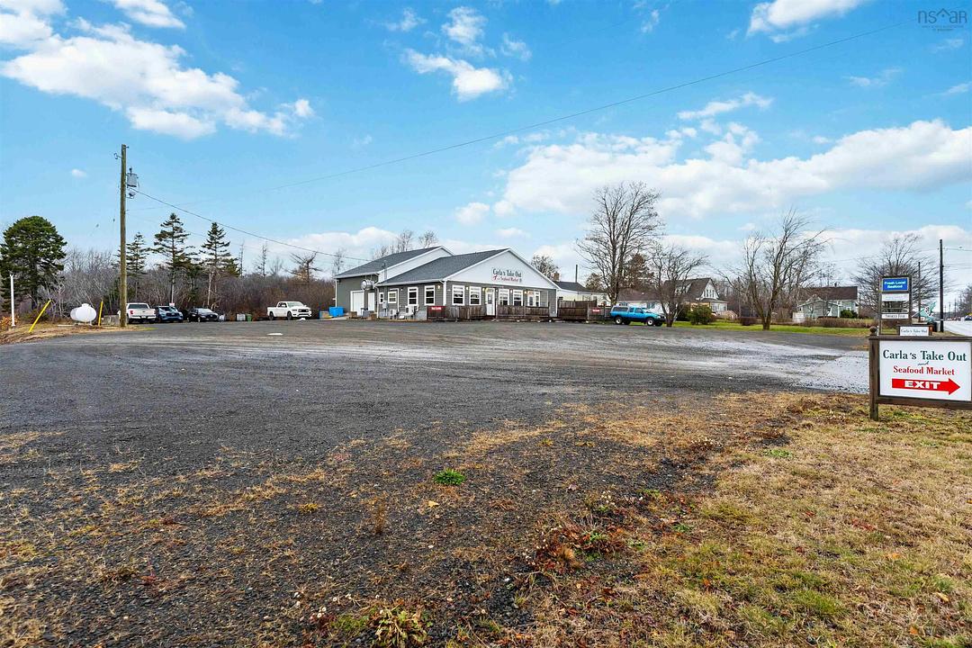 490 Nova Scotia 303, Digby, NS