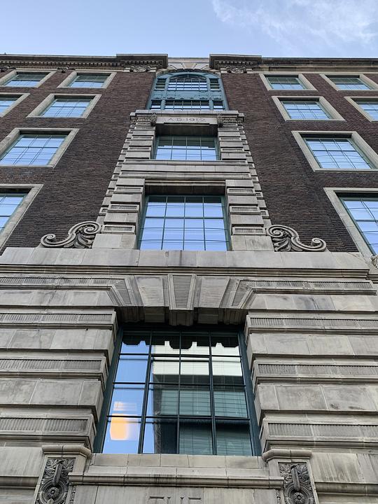 600 - 300 Carlton Street, Winnipeg, MB