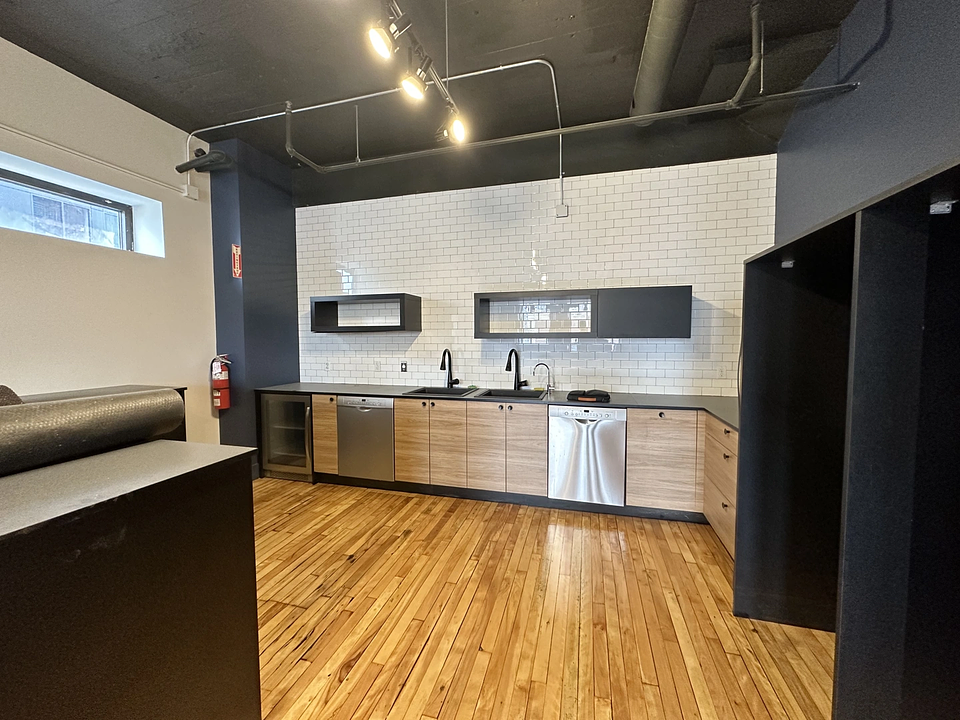 Suite 500 - 2050 Rue de Bleury, Montréal, QC