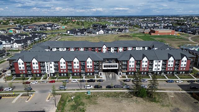6855 Ad Astra Boulevard Northwest, Edmonton, AB