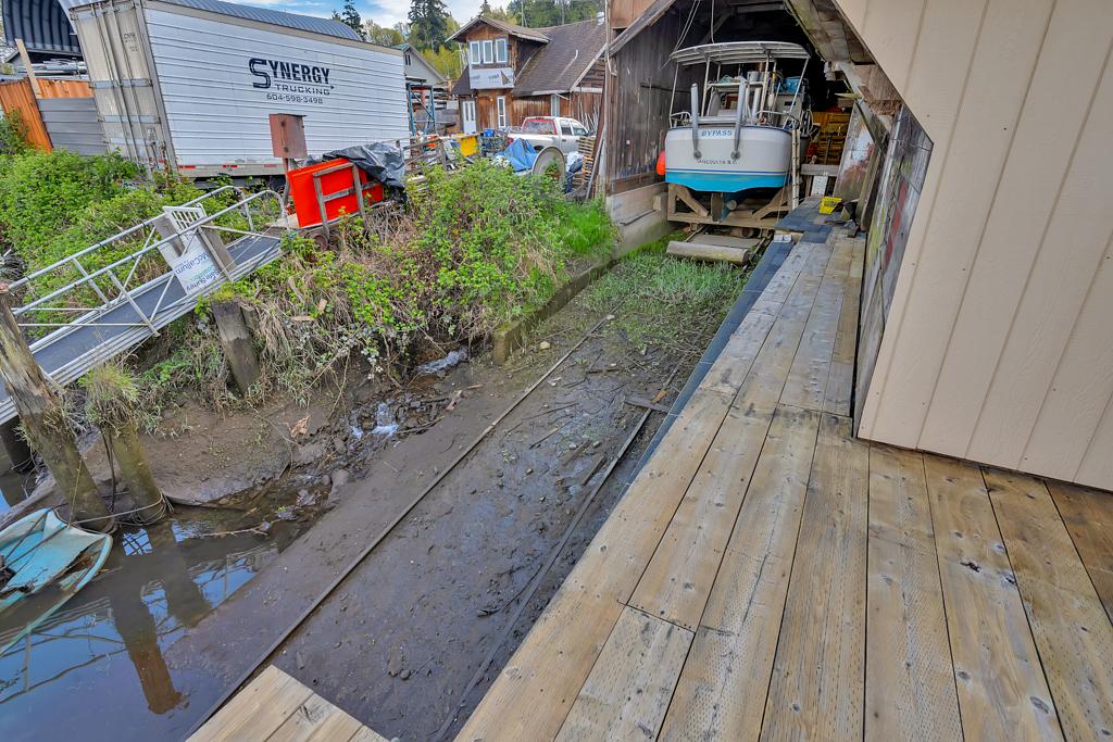 9505 Gunderson Road, Delta, BC