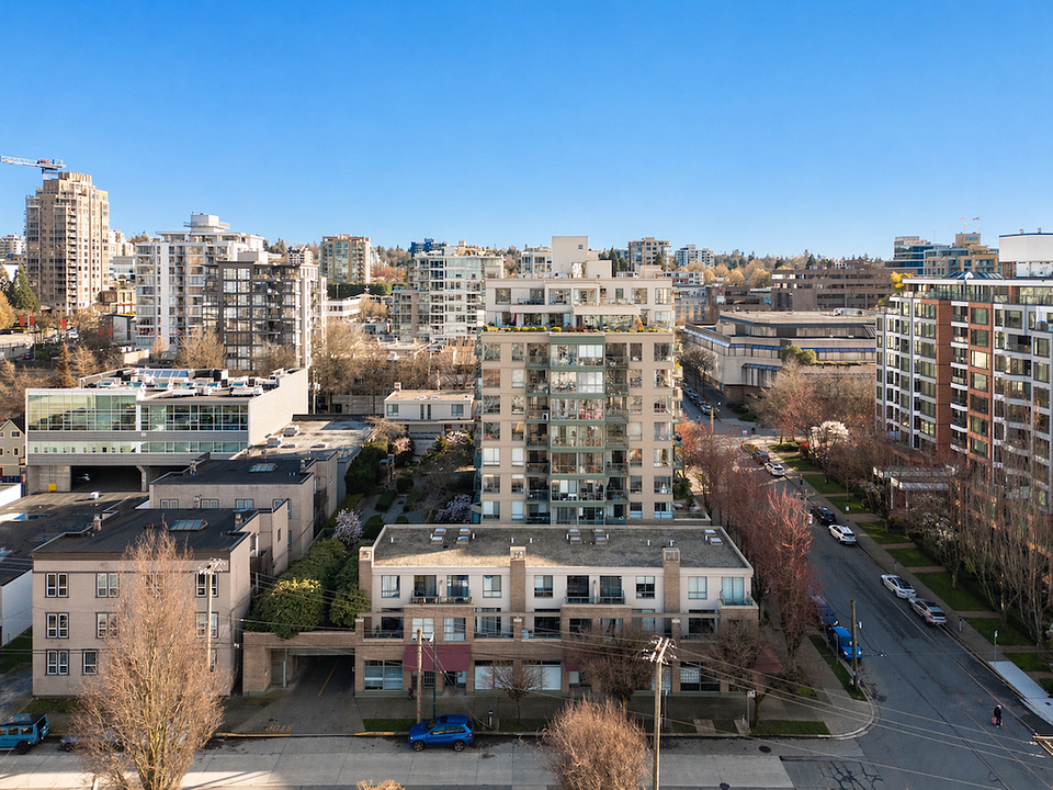 1672 West 6th Avenue, Vancouver, BC