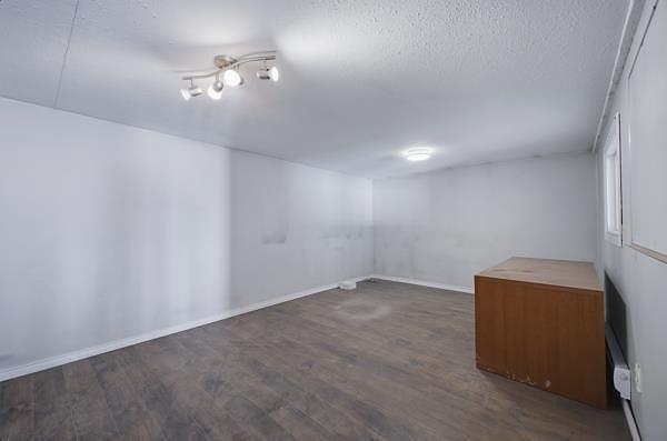 39325 Range Road 273, Bentley, AB