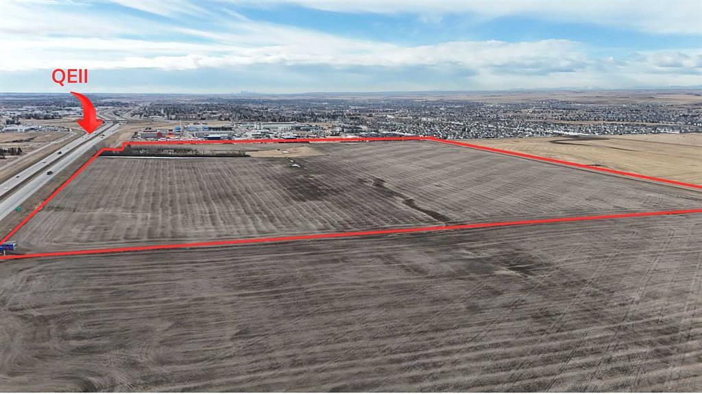 272256 Dickson Stevenson Trail, Airdrie, AB