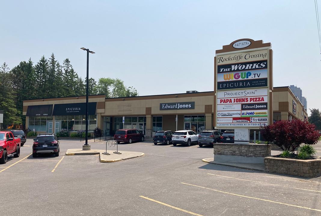 373 - 373 Saint Laurent Boulevard, Ottawa, ON