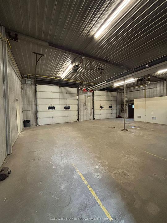 7010 Parkway Road, Ottawa, ON