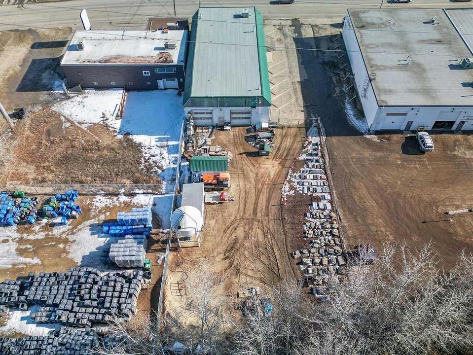 4948 54 Avenue, Red Deer, AB