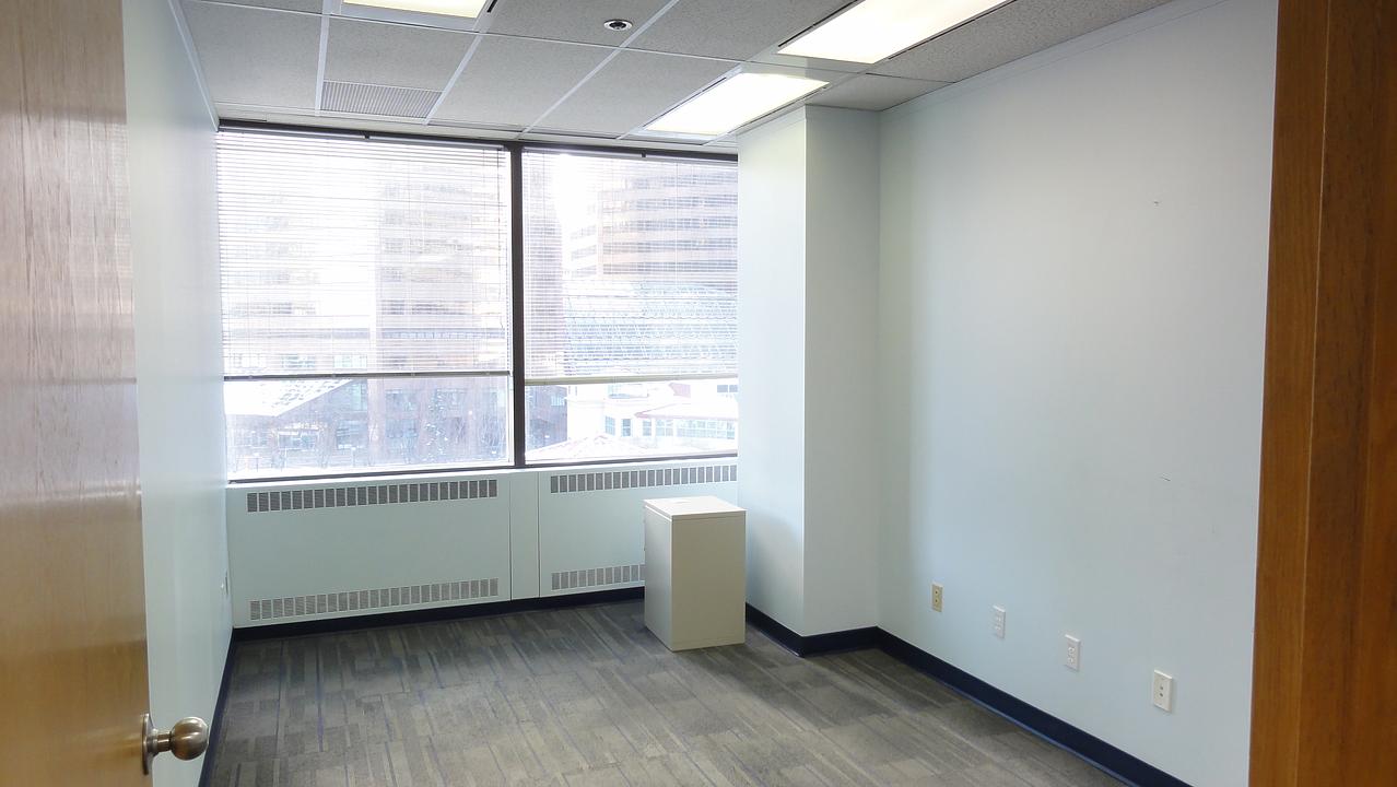 518 - 100 4 Ave SW, Calgary, AB