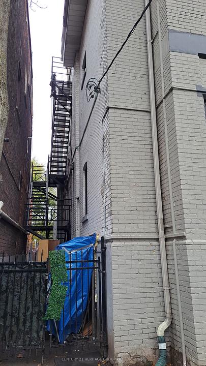 109 Pembroke Street, Toronto, ON